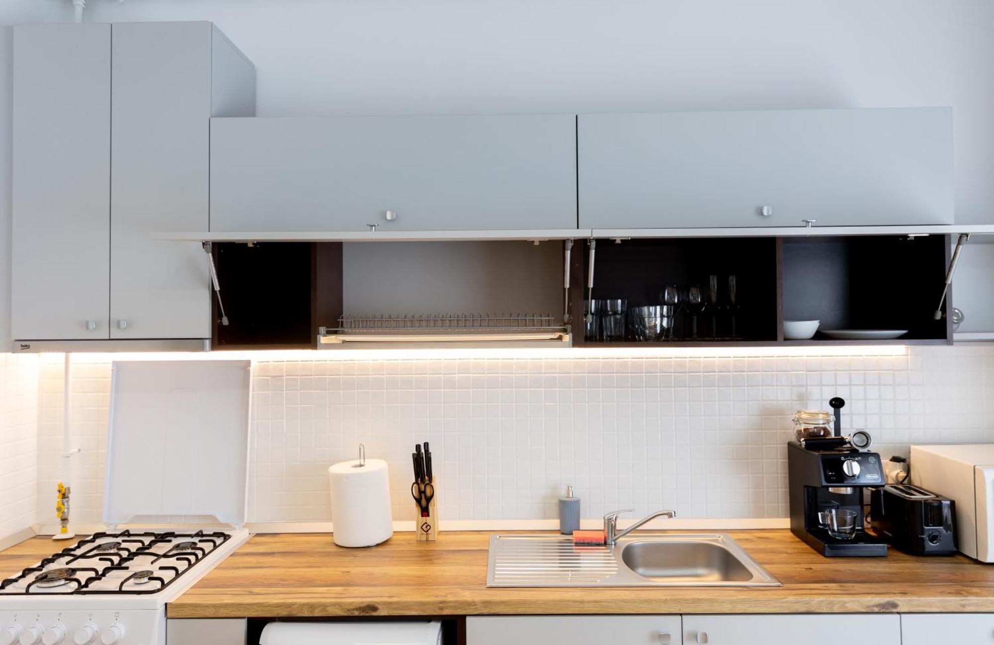 Obor Oasis --secured Parking Nearby --self Check-in-- 1min Metro Station * Bucureşti