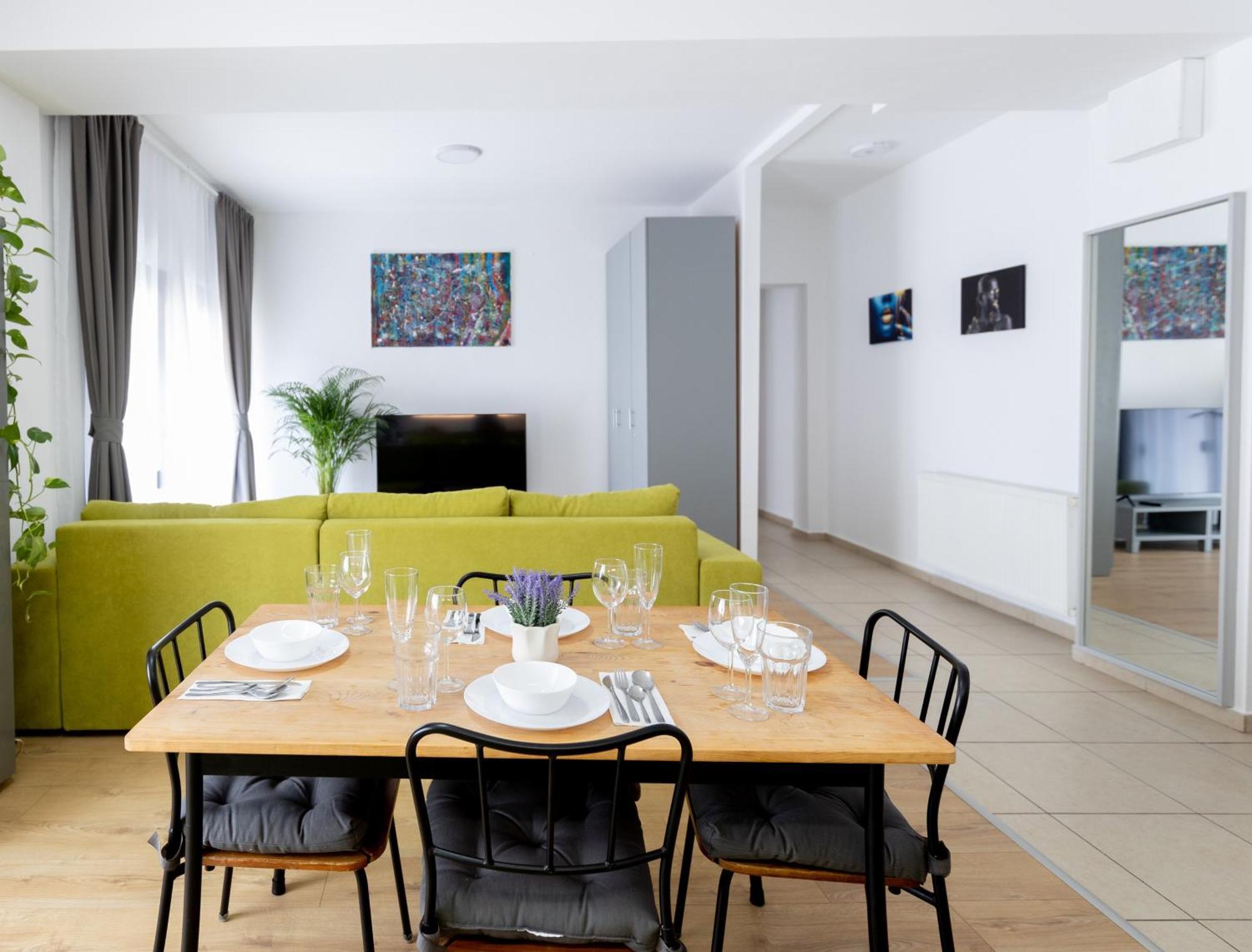 Apartament Obor Oasis --secured Parking Nearby --self Check-in-- 1min Metro Station *