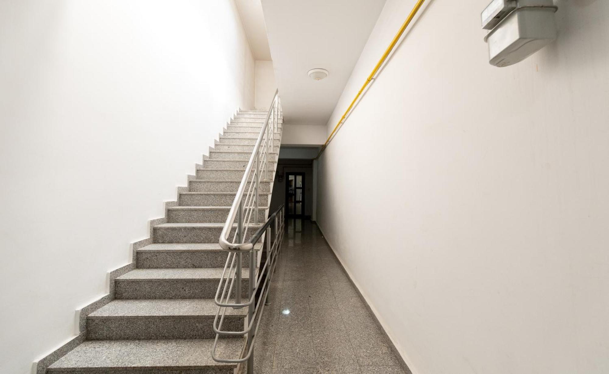 Apartment Obor Oasis --secured Parking Nearby --self Check-in-- 1min Metro Station *